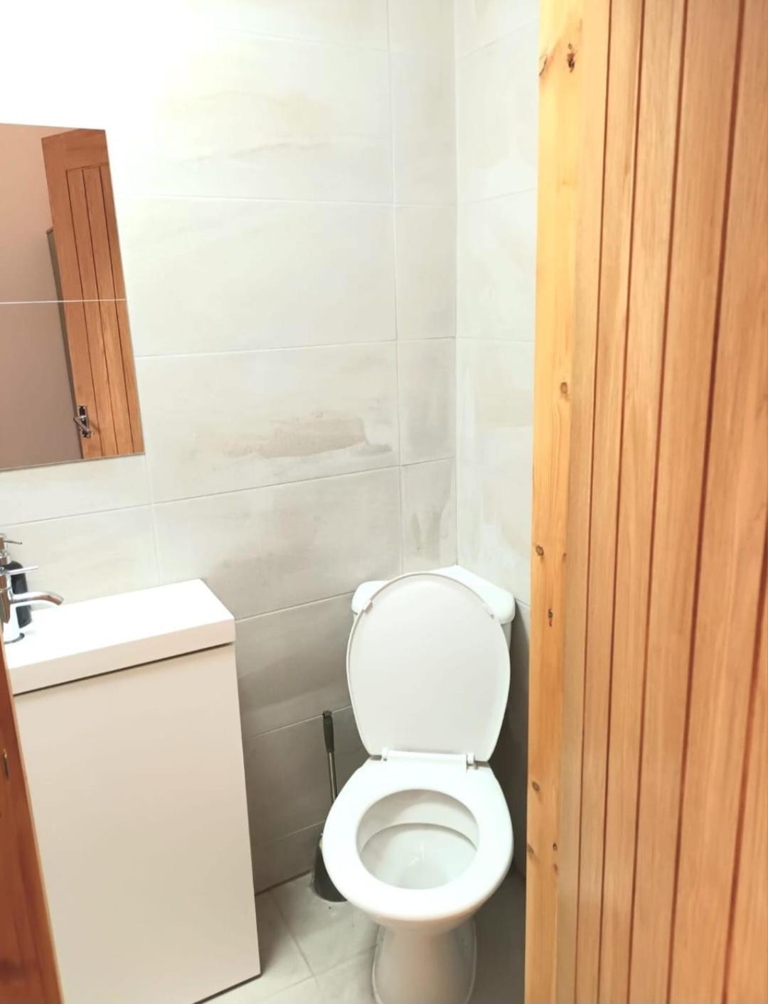 Rooms In Manchester 6 Minutes Drive To Victoria Station Екстер'єр фото