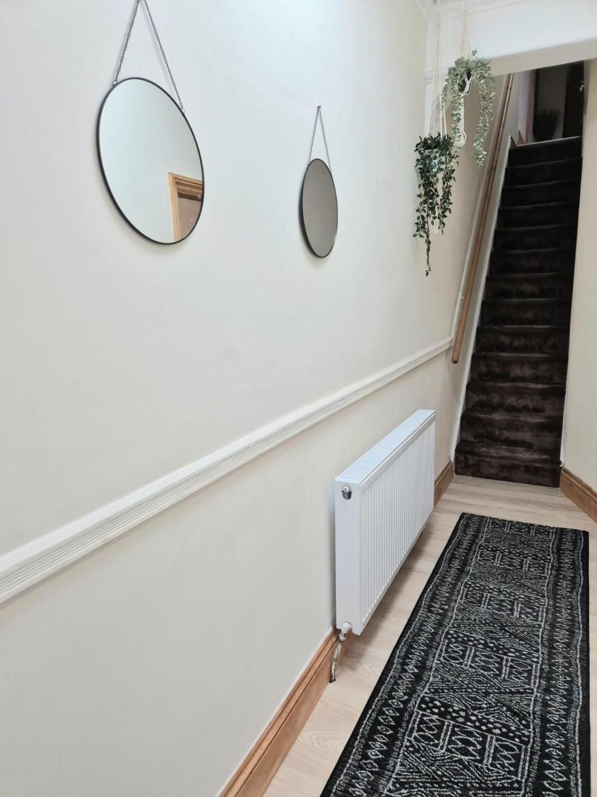 Rooms In Manchester 6 Minutes Drive To Victoria Station Екстер'єр фото
