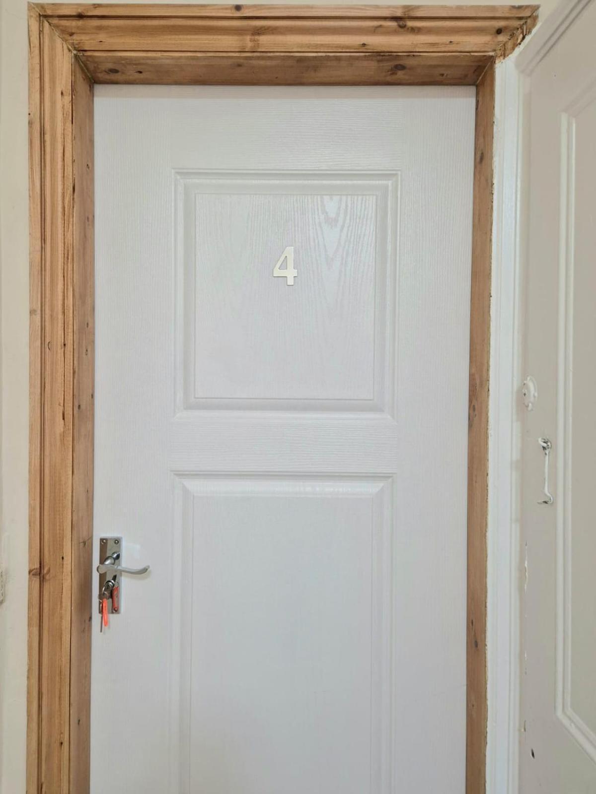 Rooms In Manchester 6 Minutes Drive To Victoria Station Екстер'єр фото